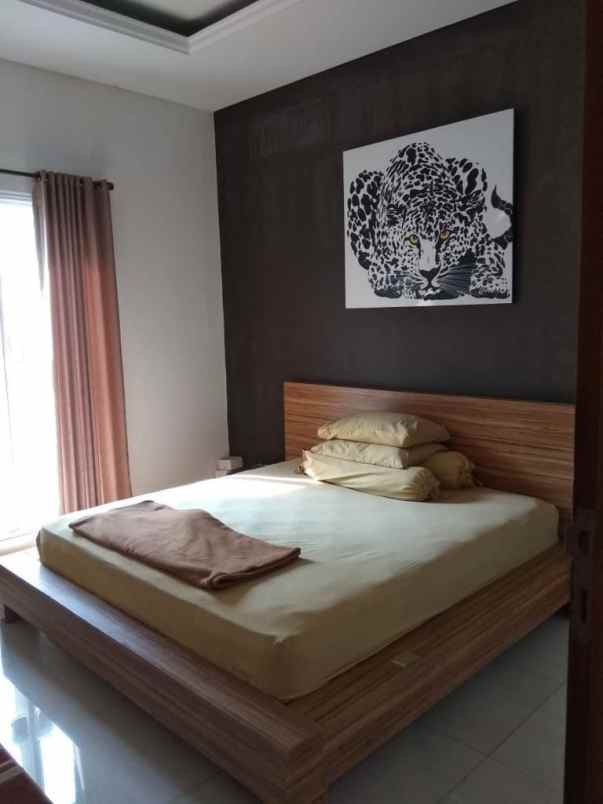 dijual rumah tajung duren utara jakarta