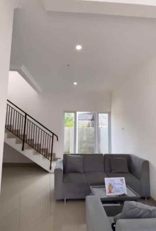 dijual rumah tanah baru beji depok