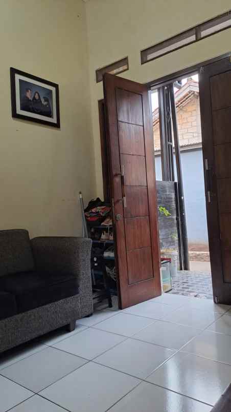 dijual rumah tanah baru beji depok