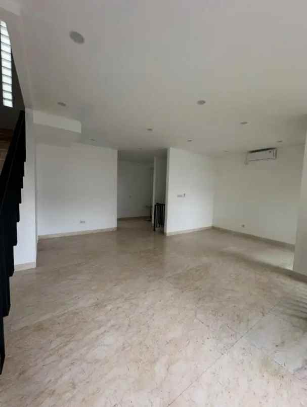 dijual rumah tanjung barat