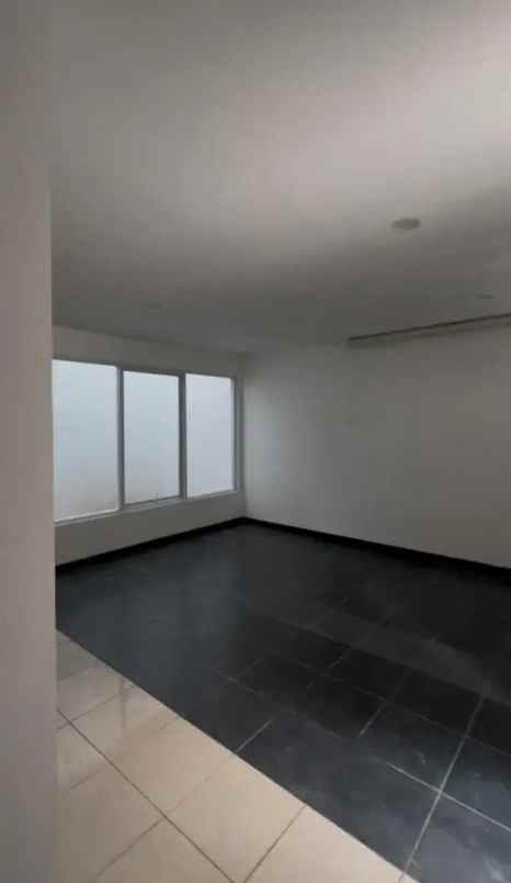 dijual rumah tanjung barat