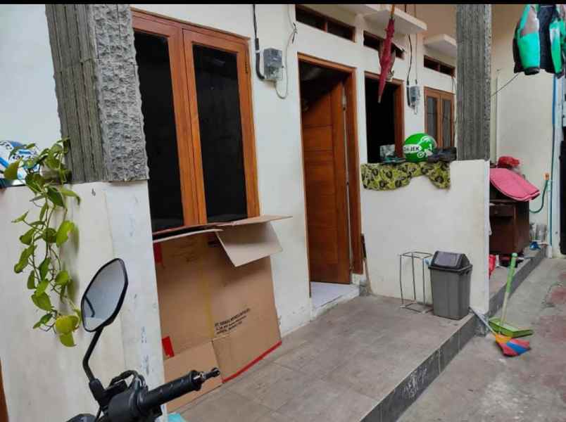 dijual rumah tegal parang sel ii tegal