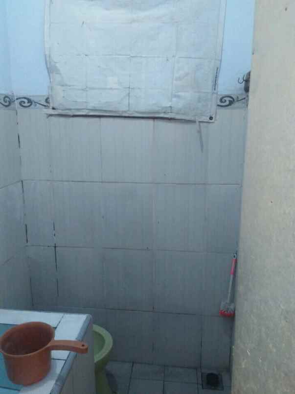 dijual rumah tepi jalan daerah