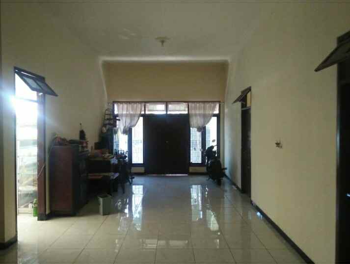 dijual rumah tepi jalan daerah