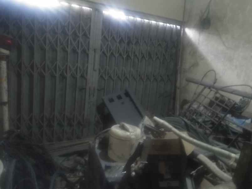 dijual rumah tepi jalan rw mongosidi