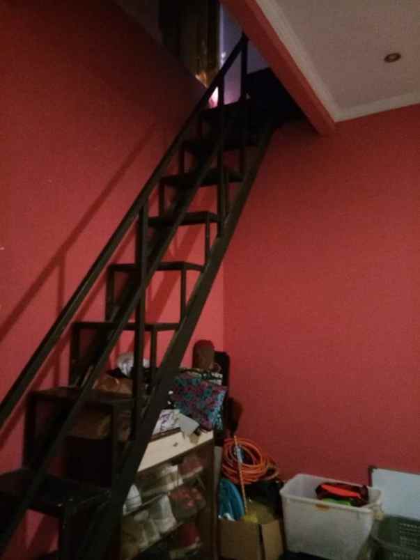 dijual rumah tipar silih asih