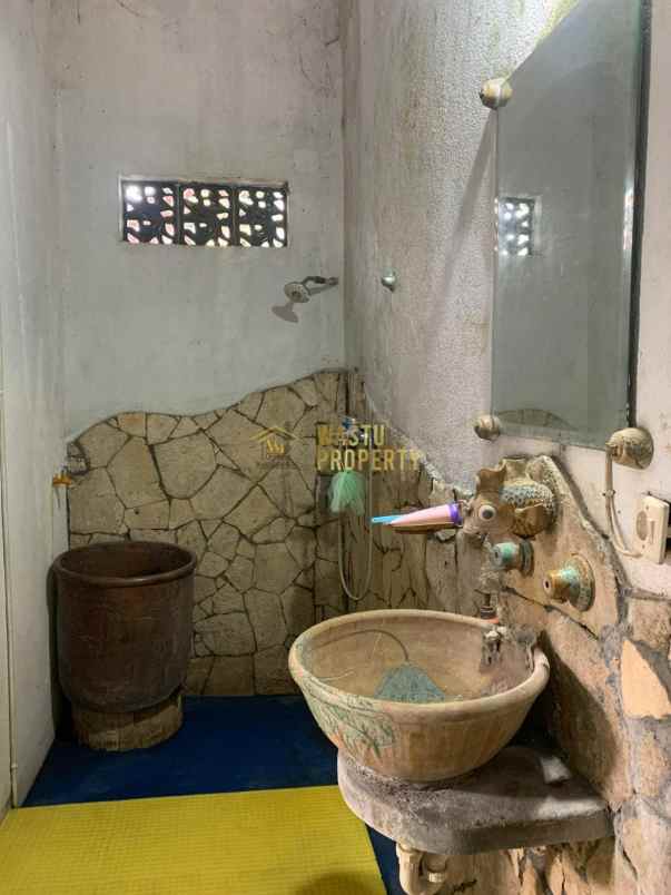 dijual rumah tritononirmolo