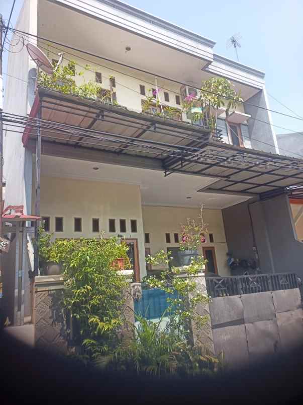 dijual rumah tugu utara