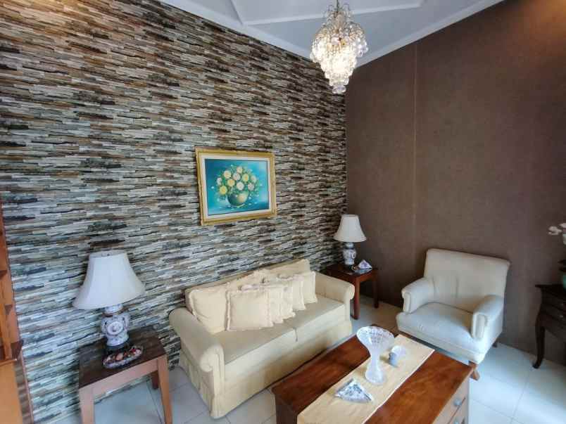 dijual rumah turangga buahbatu bandung