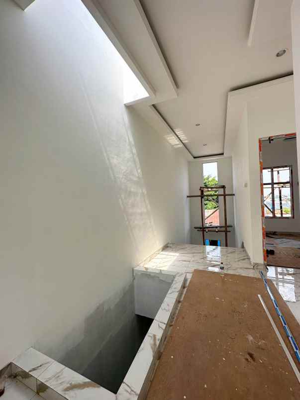 dijual rumah utan kayu