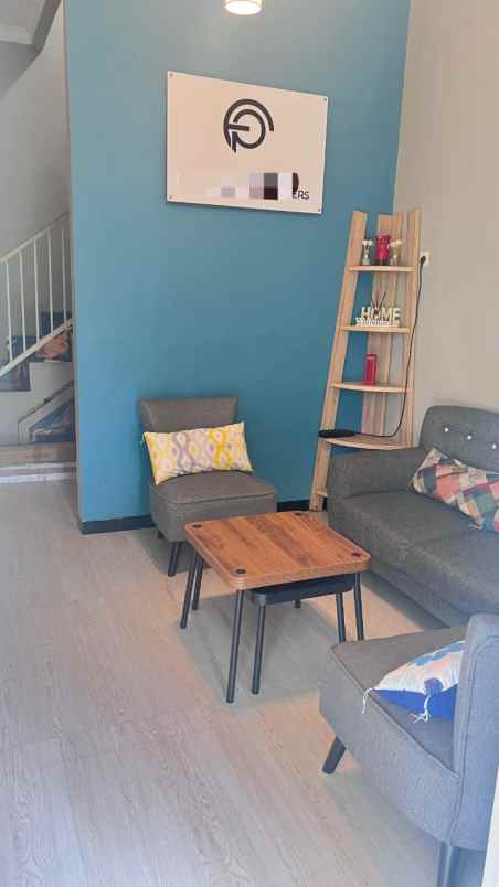 dijual rumah villa bukit tidar jalan