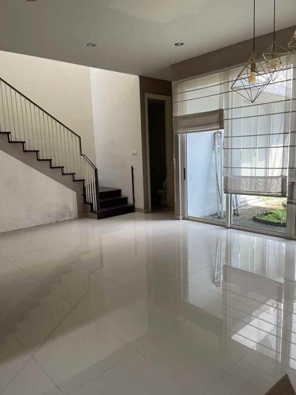 dijual rumah wisata bukit mas 2