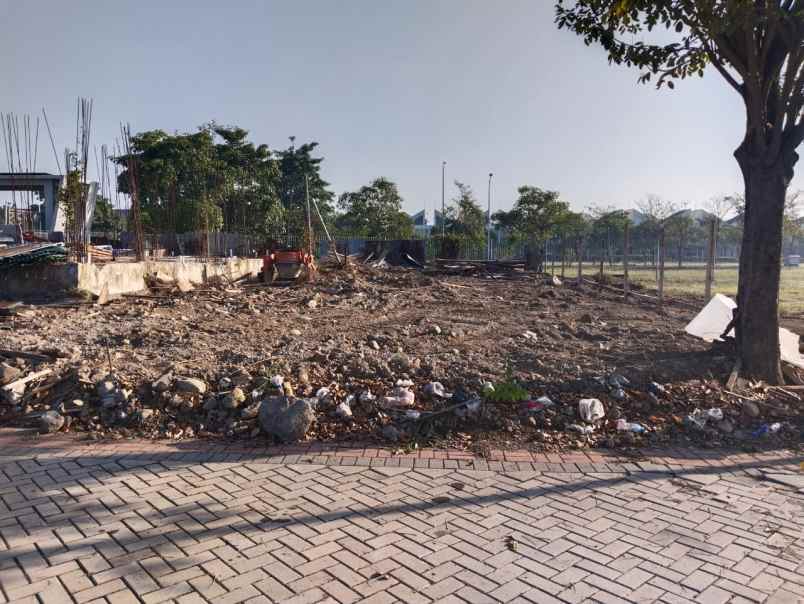 dijual tanah grand pakuwon