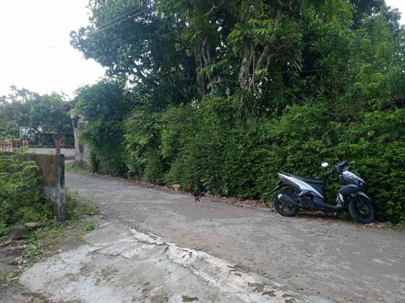 dijual tanah jakal km 10 timur pasar