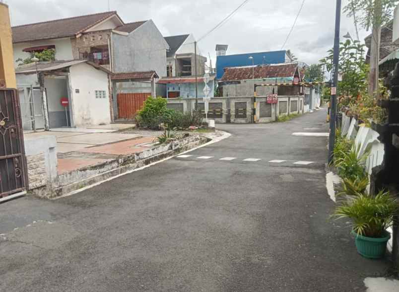 dijual tanah jl kaliurang km 7 5