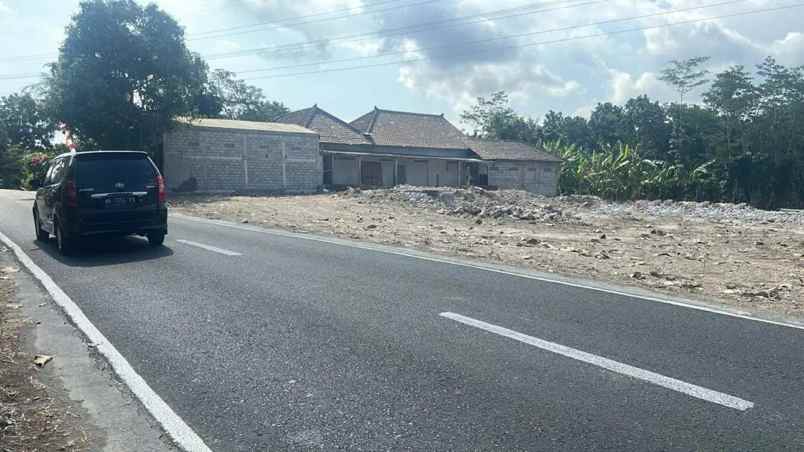 dijual tanah jl raya kasongan
