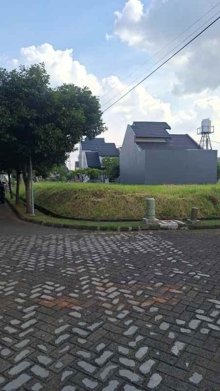 dijual tanah kemang pratama