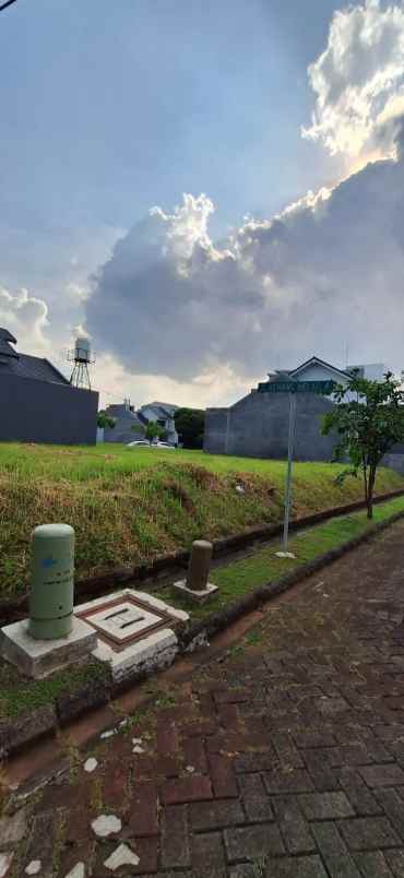 dijual tanah kemang pratama