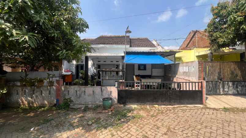 dijual tanah murah bonus bangunan