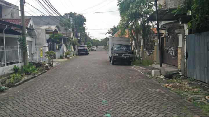 dijual tanah nginden intan