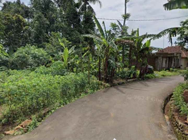 dijual tanah pinggir jl desa di pakembangan