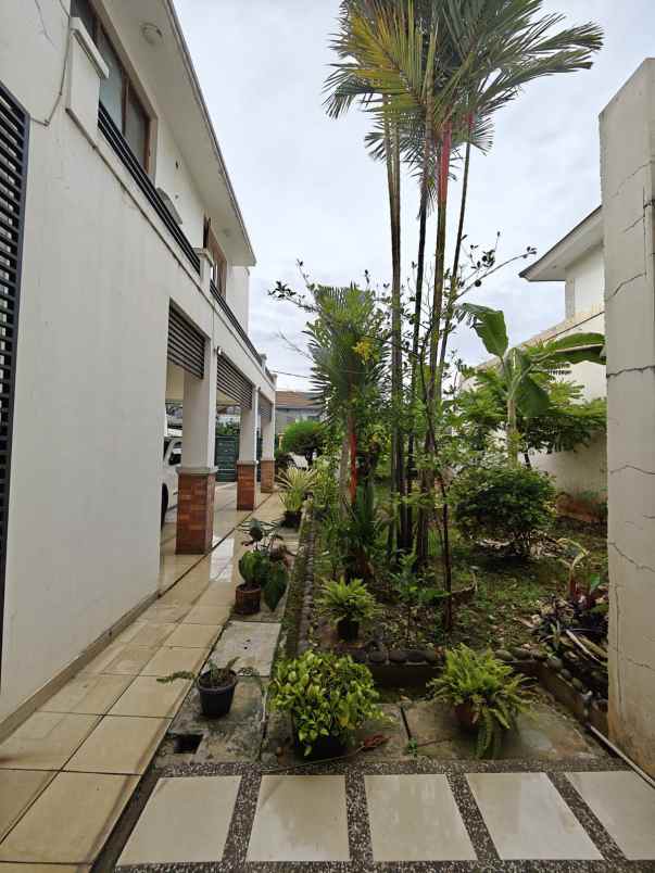 dijual tanah pondok bambu