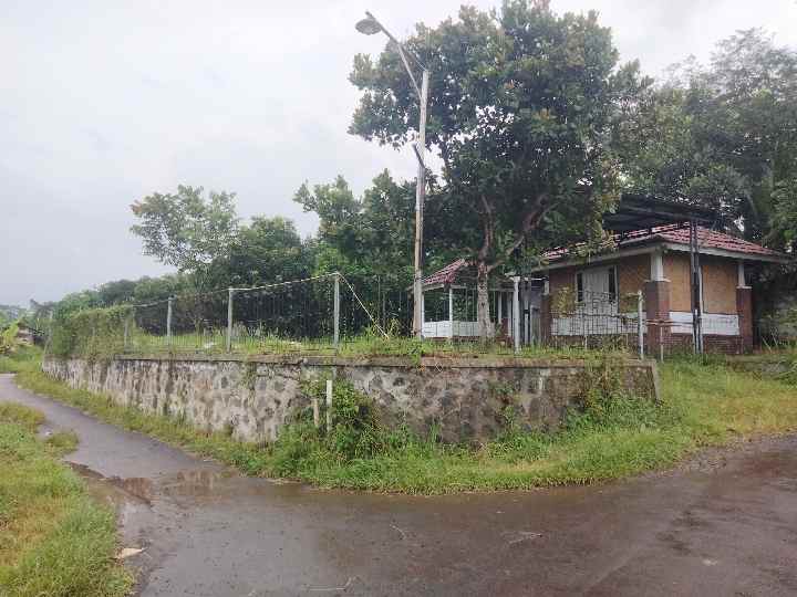 dijual tanah sudah ada bangunan gajebo saung di beber