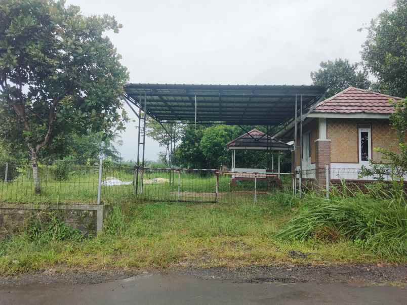 dijual tanah sudah ada bangunan gajebo saung di beber