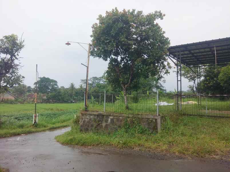 dijual tanah sudah ada bangunan gajebo saung di beber