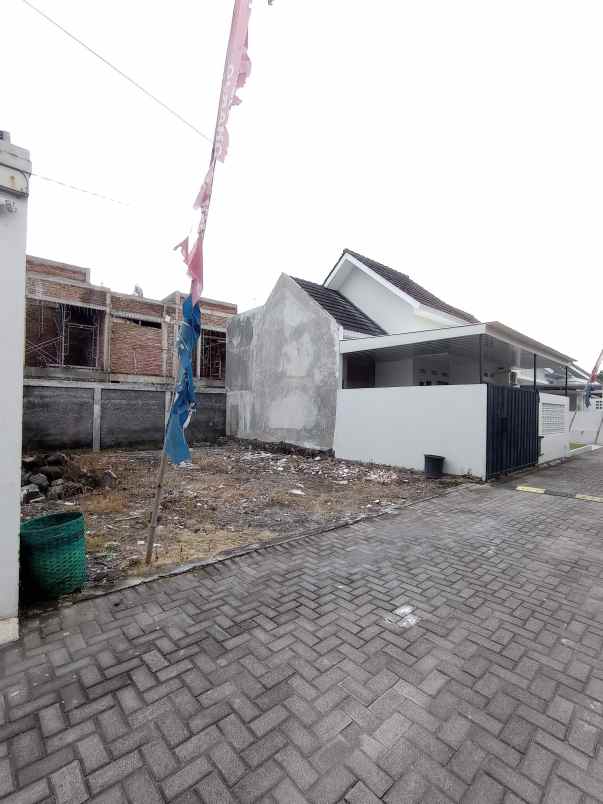 dijual tanah tajem