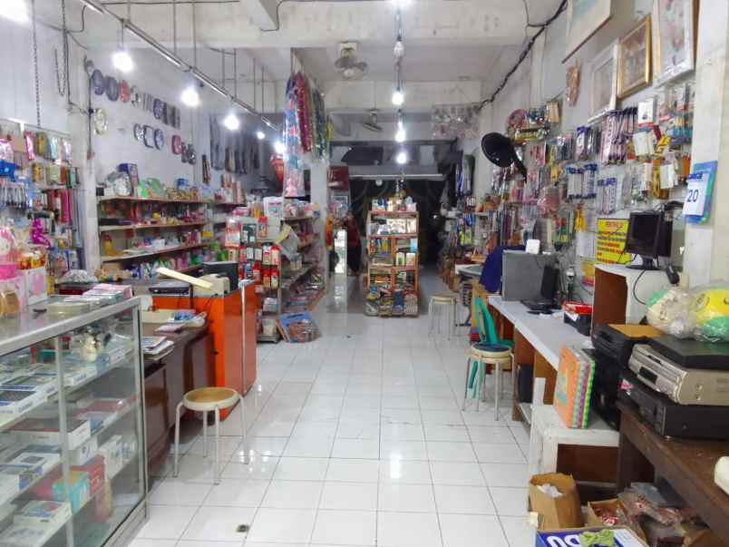 dijual toko raya babat lamongan
