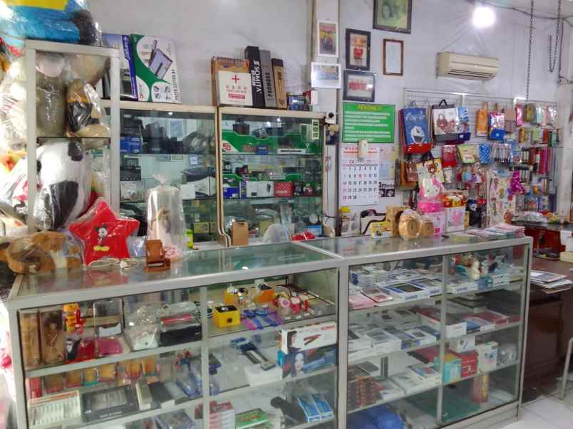 dijual toko raya babat lamongan