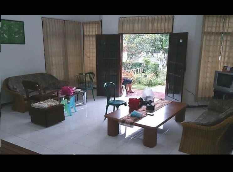 dijual villa abdul gani