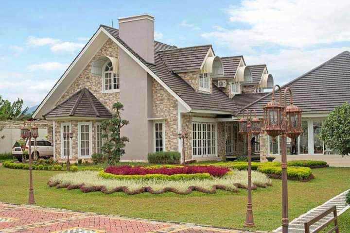 dijual villa ciampea