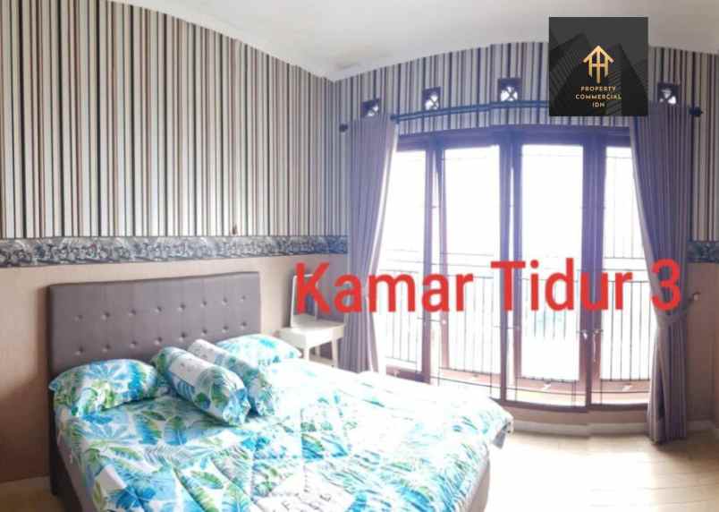 dijual villa pakuhaji