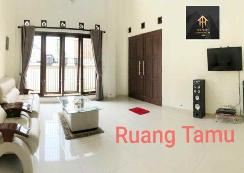 dijual villa pakuhaji