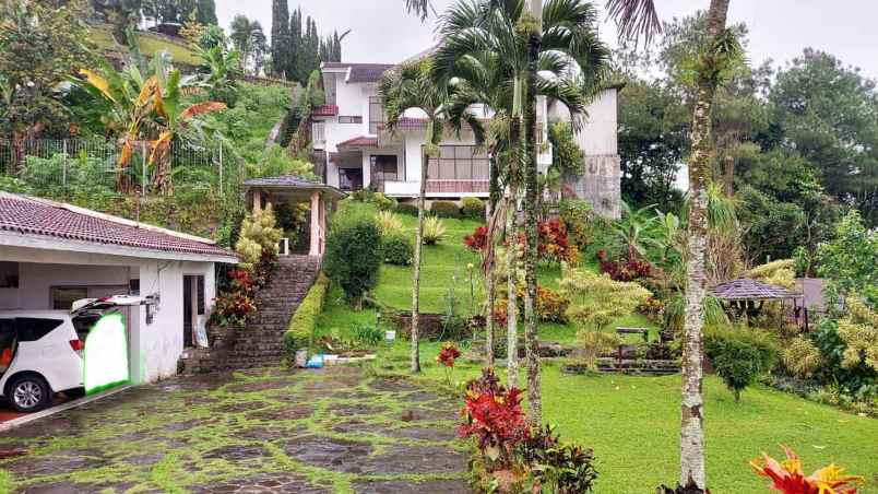 dijual villa tretes semeru kec prigen