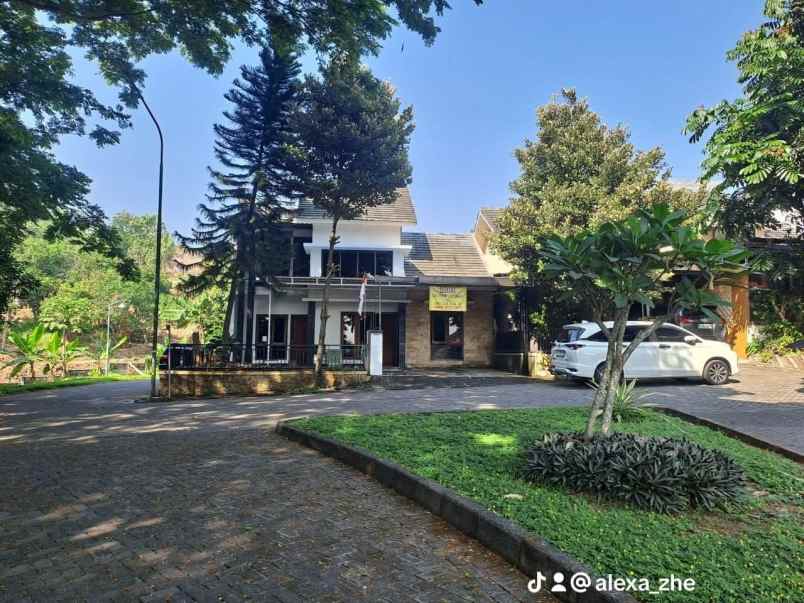 dijuwal rumah 2 lt dibawah njop perum pandanaran hills