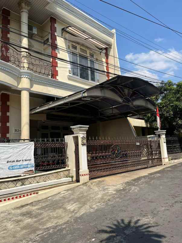 dijuwal rumah 2 lt full furnished jati