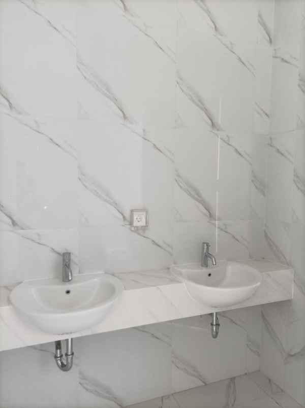 disewa rumah cluster viridia lavon ii cikupa tangerang