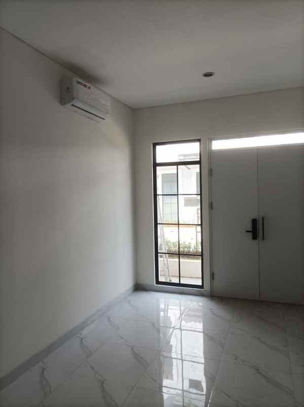 disewa rumah cluster viridia lavon ii cikupa tangerang