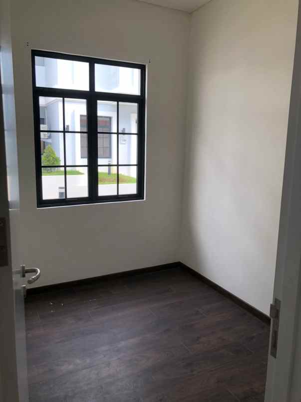 disewa rumah cluster viridia lavon ii cikupa tangerang