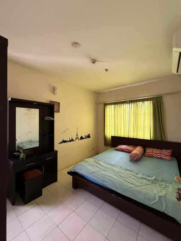disewakan apartemen jl kembangan raya no rt 01