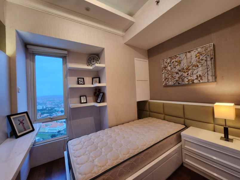 disewakan apartemen orchard lantai 31 full furnish