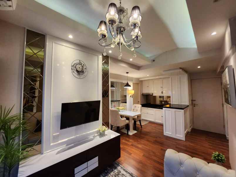disewakan apartemen orchard lantai 31 full furnish