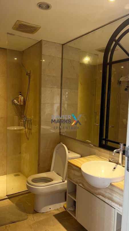 disewakan apartment the peak pusat kota furnished