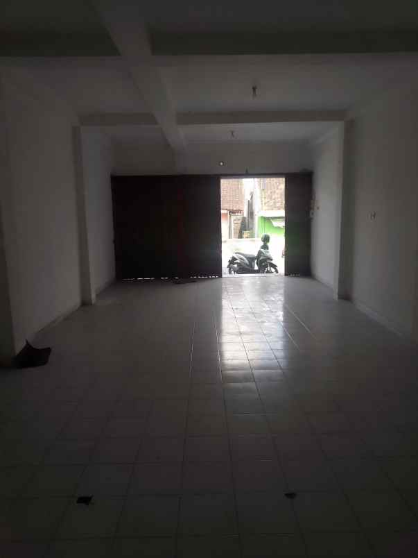 disewakan ruko gudang kantor jl candi gebang condong