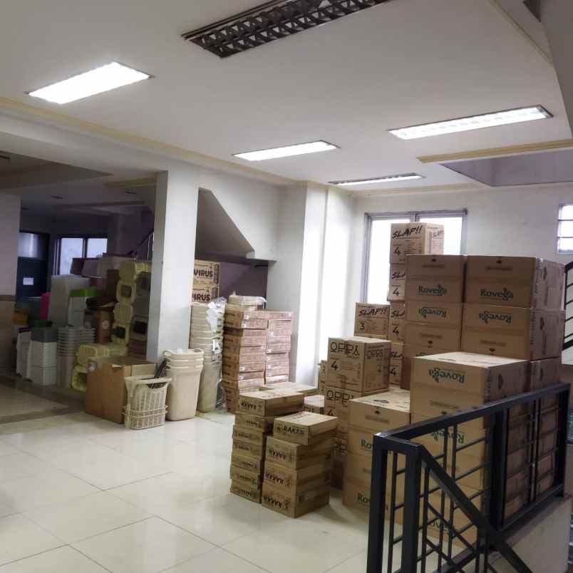disewakan ruko gudang kantor kampung melayu