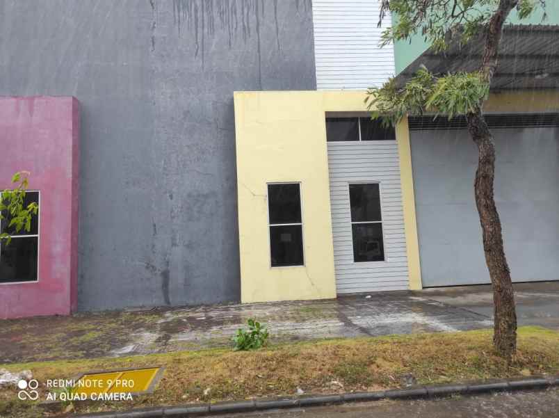 disewakan ruko gudang kantor manyar mas karimun