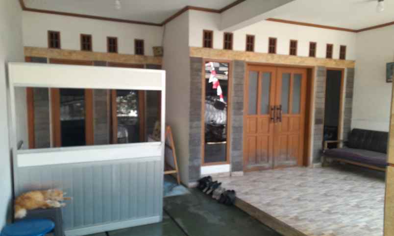 disewakan rumah cikajang